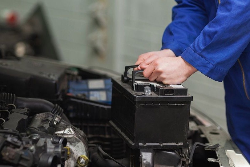 Tại sao ô tô của bạn không khởi động được?